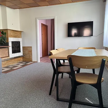 Nyaraló Lipa Bešeňová